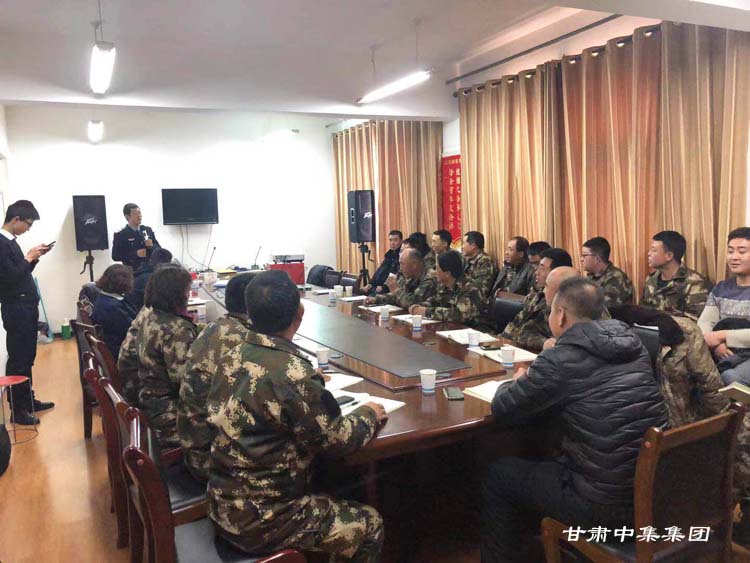 �T���L��