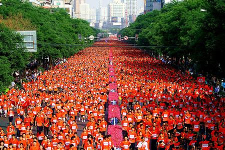 2015�m�݇�(gu��)�H�R����ِ�ɹ��e��-�м��F(tu��n)�w5���｡��ِ��